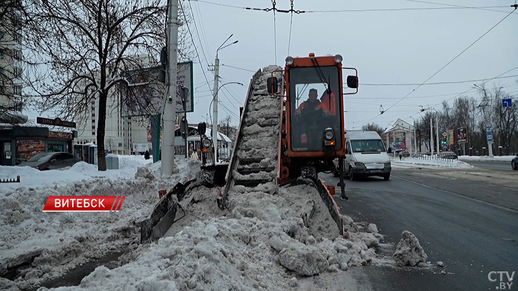 Снежный марафон продолжается. Как регионы Беларуси справляются с очередным ударом зимы?-2