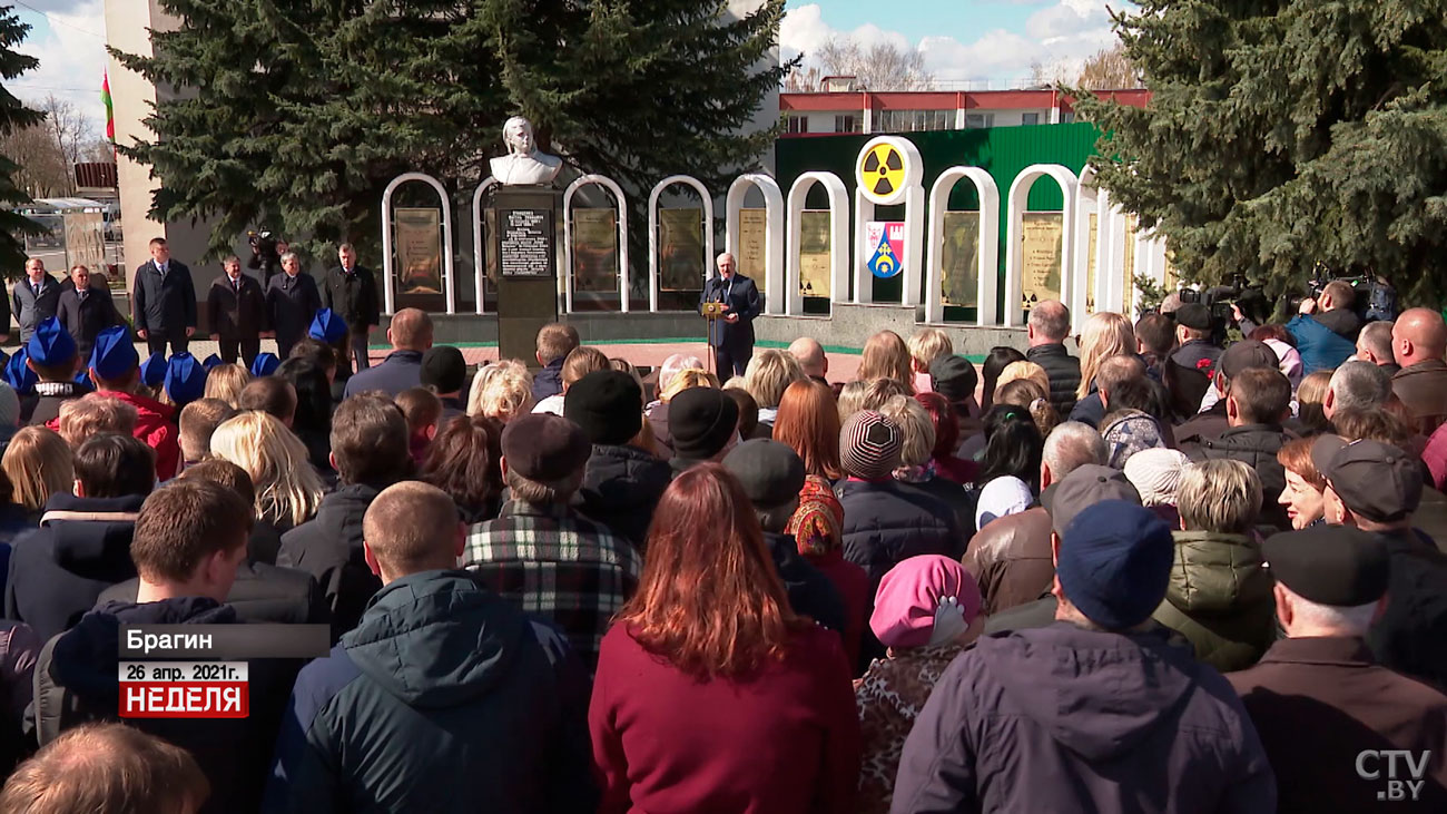 100 лет легендарной «Коровке». Показываем тех, кто всю жизнь своими руками делает эти конфеты-31