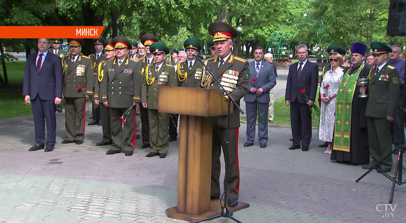 В Минске торжественно открыли памятный знак в честь 100-летия пограничной службы-13