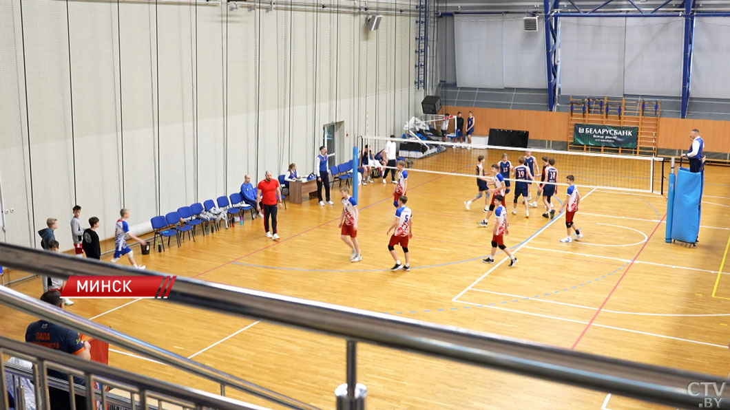 Турнир по волейболу памяти заслуженного тренера БССР Петра Ковалёва проходит в РГУОР-4