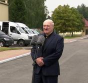 Александр Лукашенко: я понимаю, что вы меня всё время критикуете, давай, быстрей разберись с ними 