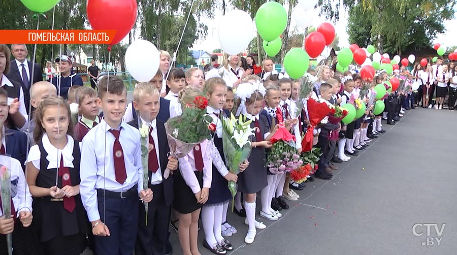 Какие сюрпризы подготовили к новому учебному году в Беларуси, и чем запомнился этот день детям? Репортаж СТВ-40