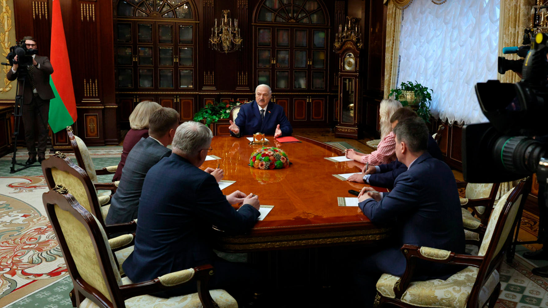Лукашенко анонсировал «большую сделку» с США Лукашенко анонсировал «большую сделку» с США