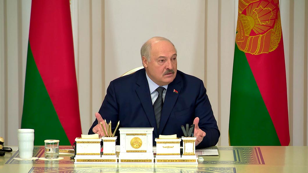 «Получают три зарплаты Президента!» Лукашенко поручил разобраться с финансированием в спорте «Получают три зарплаты Президента!» Лукашенко поручил разобраться с финансированием в спорте
