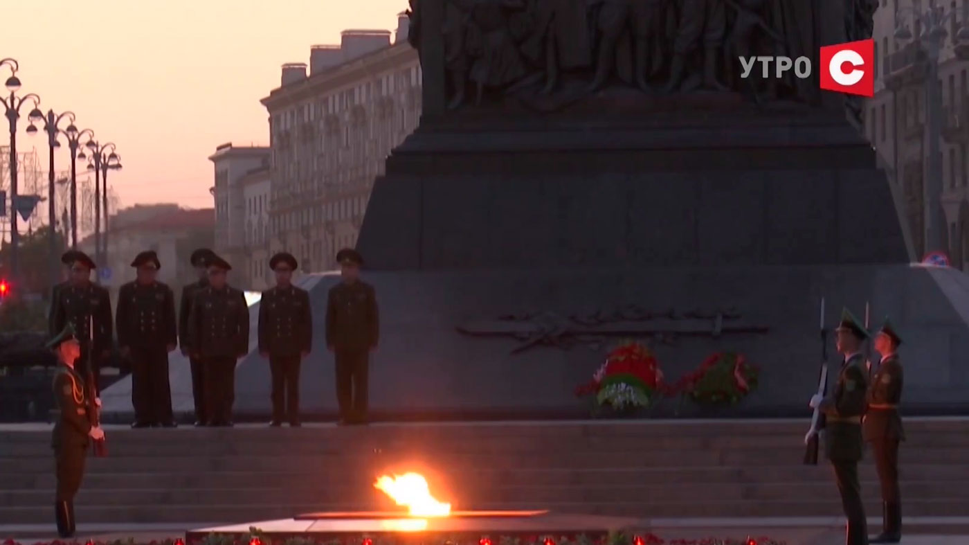 22 июня. Как прошла памятная церемония на площади Победы в Минске?-4