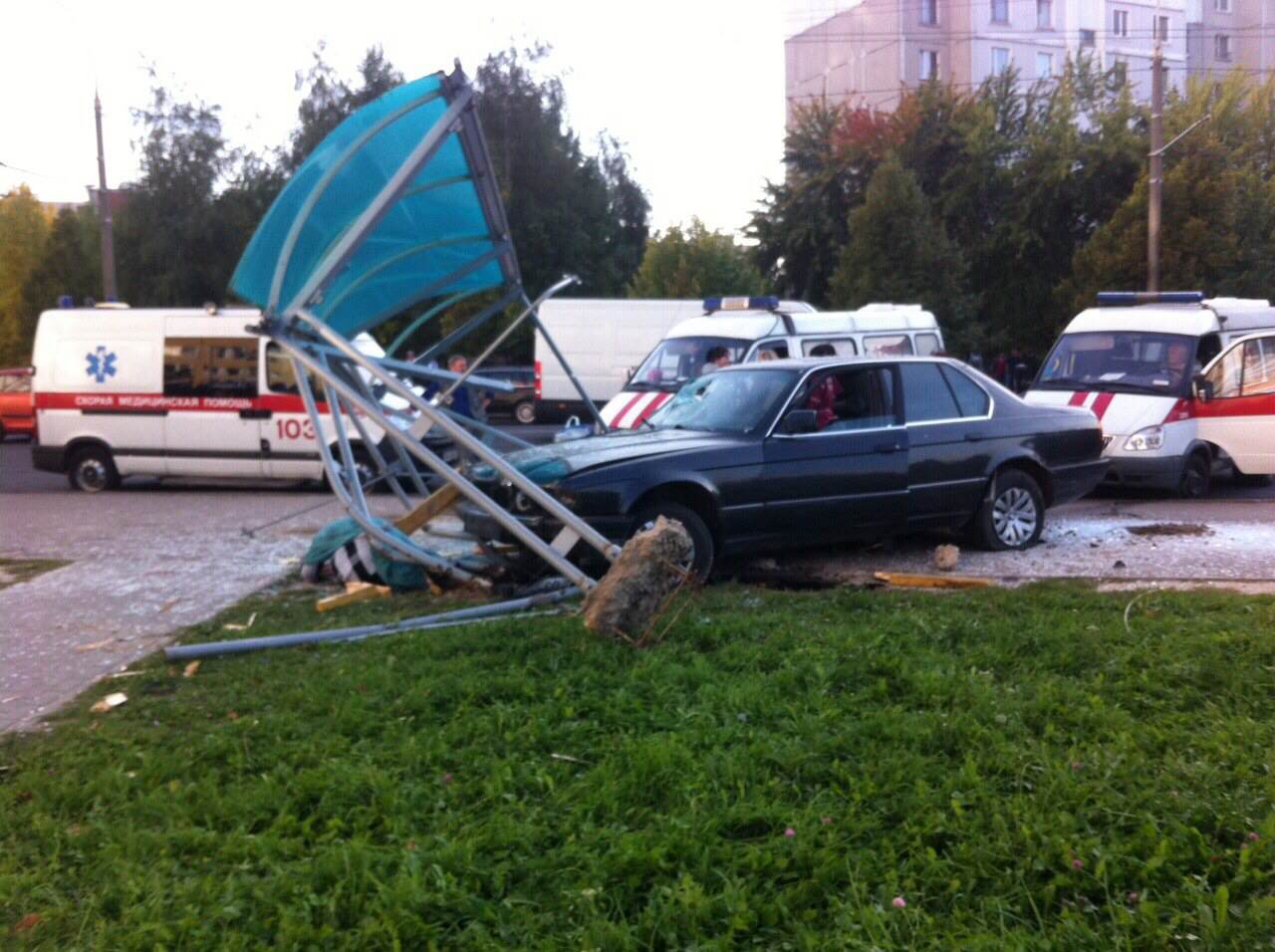 Певица Юлия Савичева вышла замуж за свою первую любовь (ФОТО)