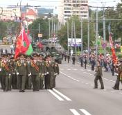 Торжественный митинг, парад военной техники и «Вальс Победы»: как в Гродно празднуют День Независимости