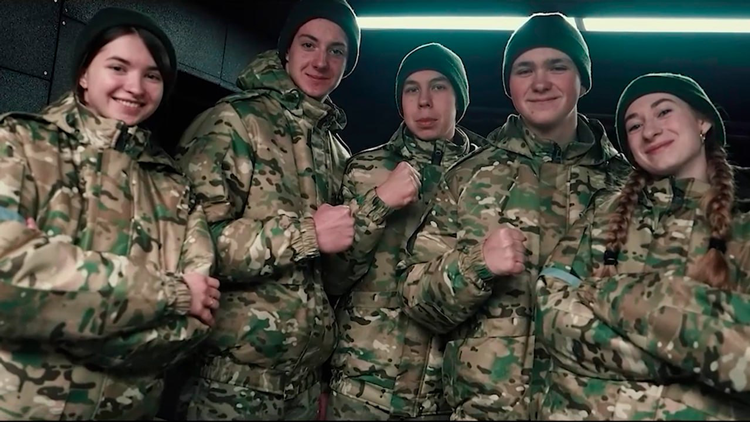 Мода на патриотизм! Почему юные белорусы идут в военно-патриотические клубы?