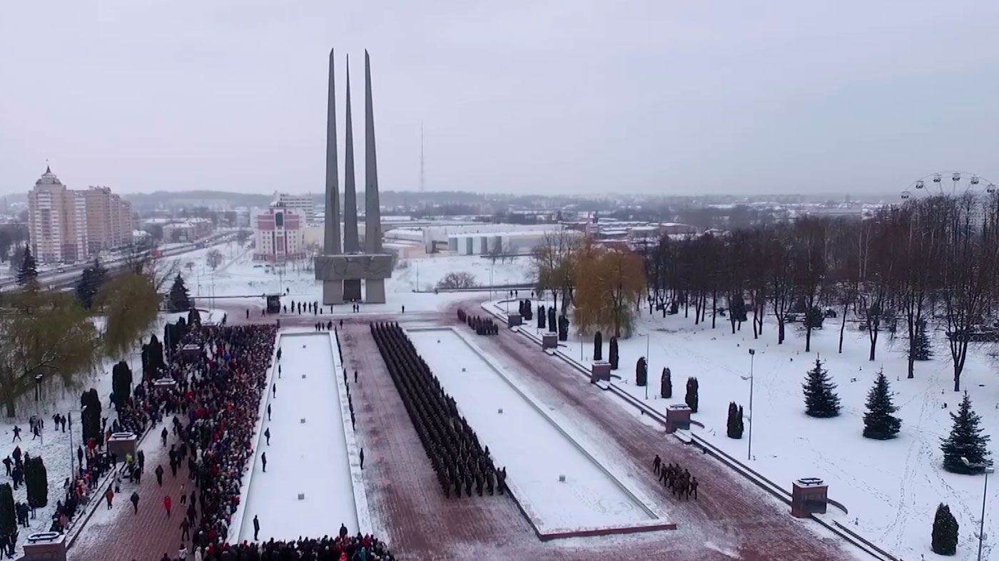 Более 500 новобранцев 103-й Витебской воздушно-десантной бригады приняли присягу