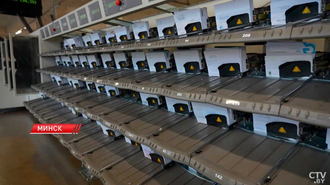 Каждый конверт дойдёт до адресата! Как работают сотрудники почты в новогодние праздники?-8