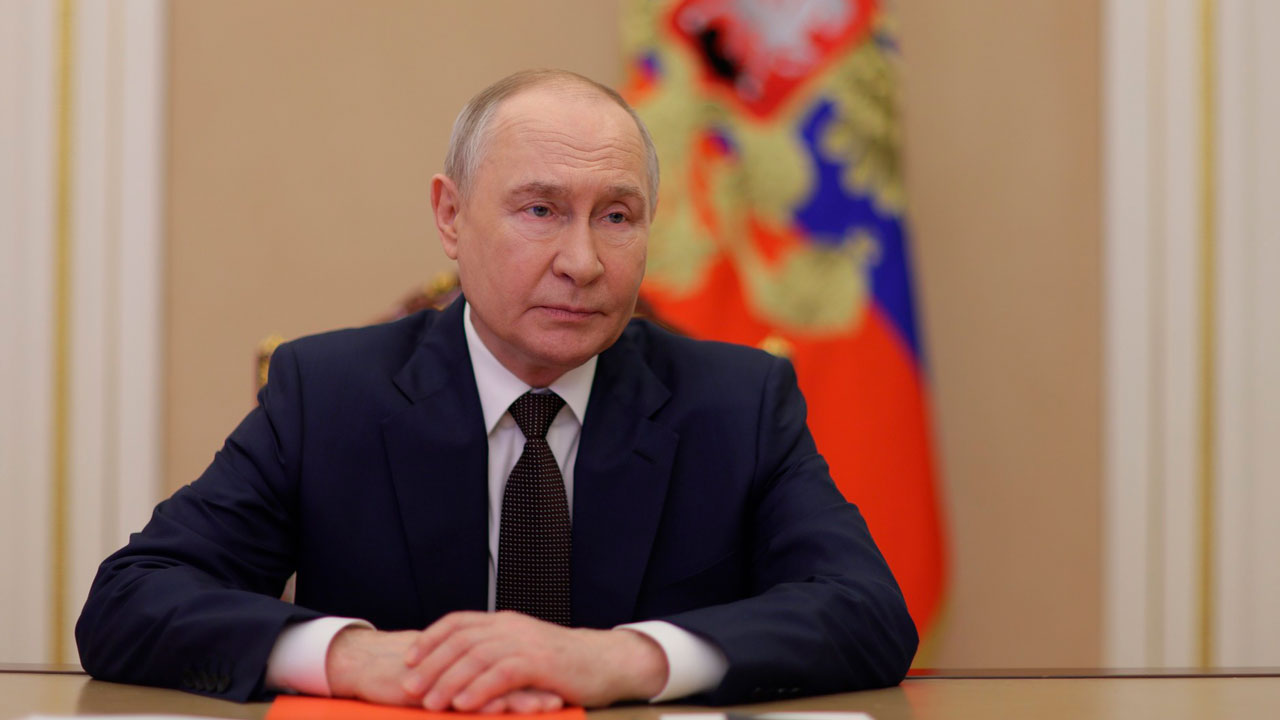 Путин: РФ была бы в надежных руках, если бы Говорухин победил на выборах