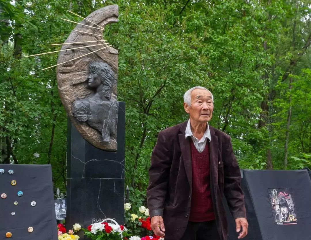 60-летие Виктора Цоя и второе рождение «Кино». Вспоминаем великого музыканта -4