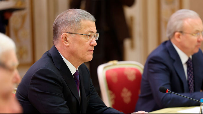 Хабиров: показатель экспорта из российского региона упал, но импорт ежегодно увеличивается