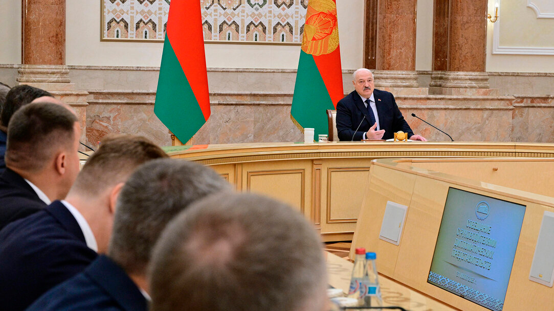 Лукашенко рассказал, каких трудовых мигрантов готова принять Беларусь