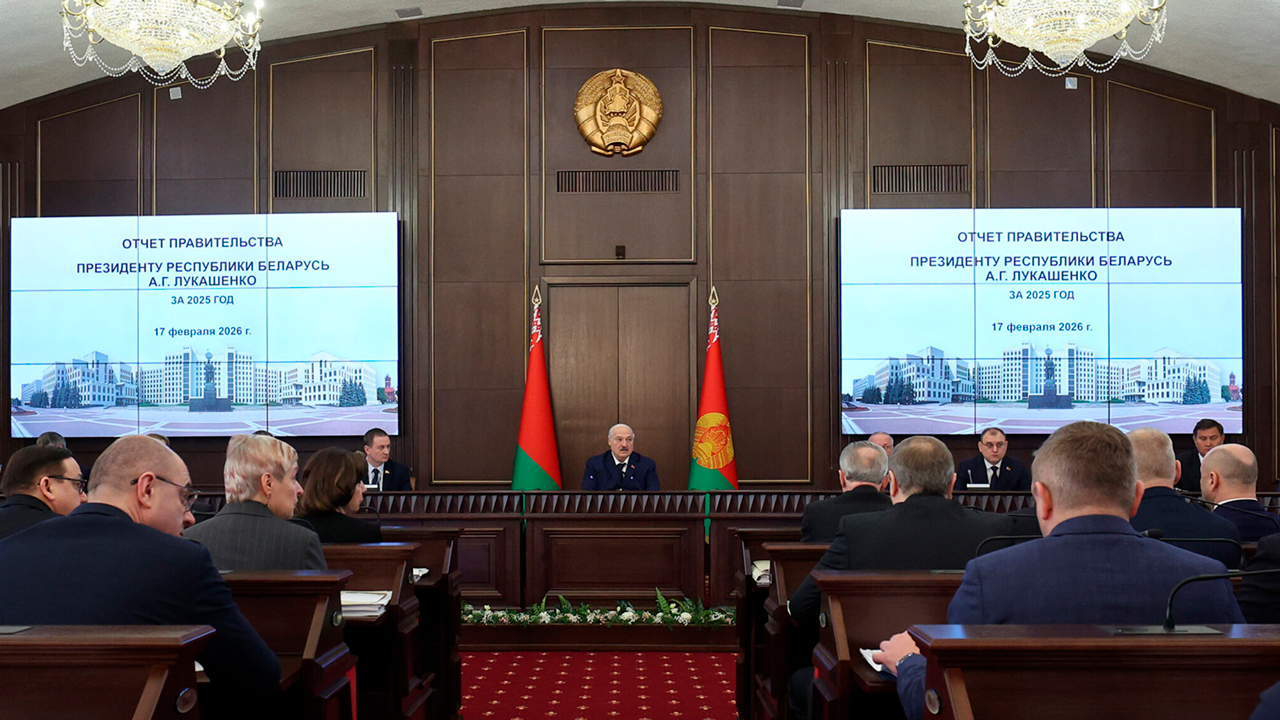 Лукашенко призвал Совмин и Нацбанк отказаться от эйфории стабильности