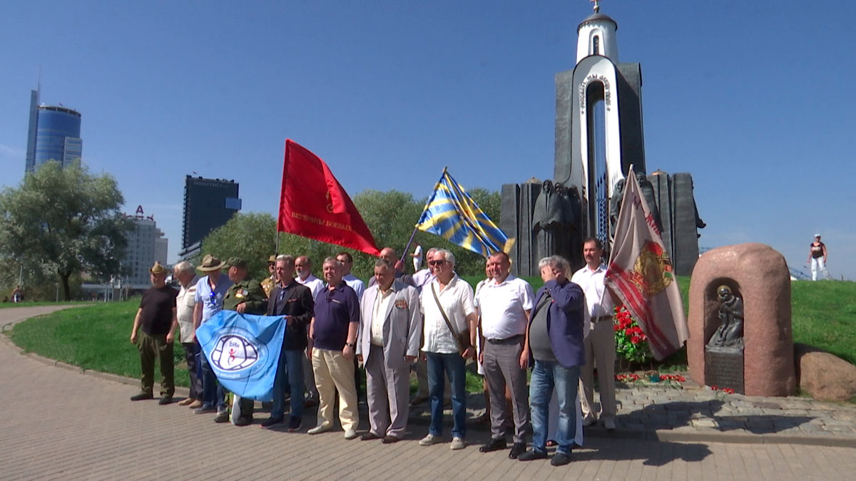 Международный автопробег «Афганская гильза памяти» прибыл в Минск Международный автопробег «Афганская гильза памяти» прибыл в Минск