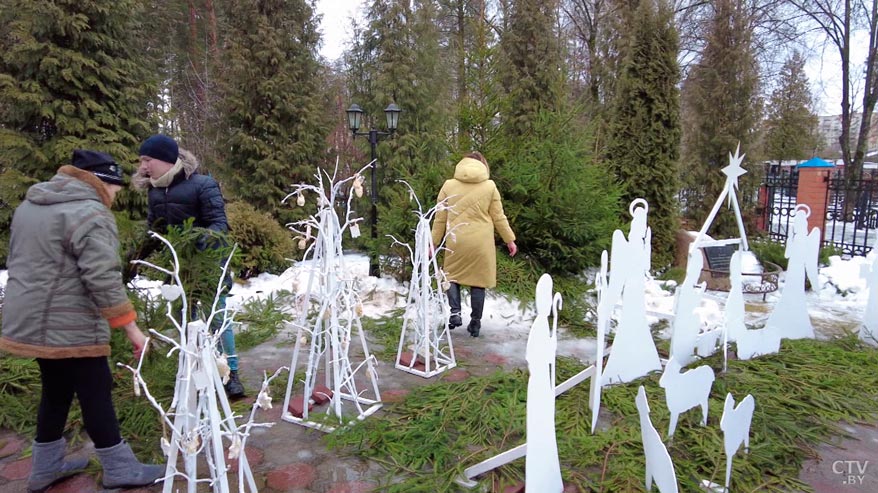 «Буквально всё делали сами прихожане». История первого в Беларуси храма в честь Рождества Христова-7