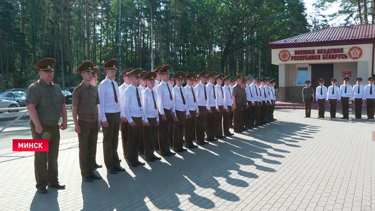 Выпускники Военной академии заложили капсулу времени. Её откроют лишь через 20 лет-7