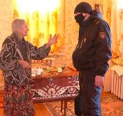 «В первую очередь это психолог». Что говорят о своём участковом жители Жодино?