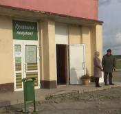В Гродненском районе закрыли единственный в агрогородке магазин промтоваров. Как помогли жителям и решило ли это проблему?