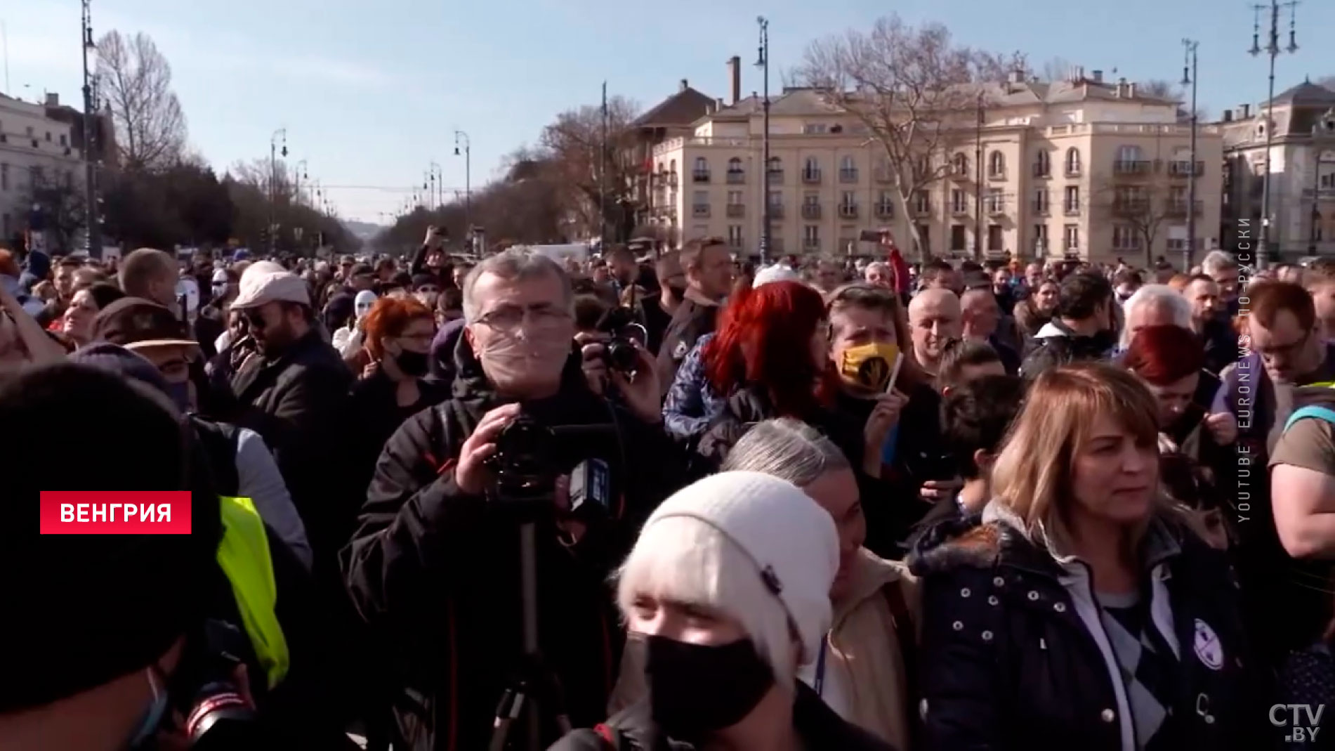 «Верните наши жизни». Акции протеста против коронавирусных ограничений проходят по Европе-1