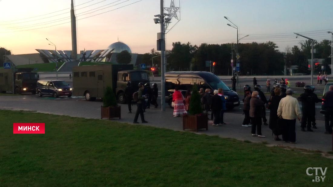Протесты в Минске 23 сентября: правоохранителям пришлось применить спецсредства-4