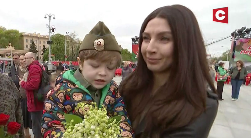 За каждым фото – свой подвиг. Президенту показали уникальный альбом «Беларусь помнит»-18 За каждым фото – свой подвиг. Президенту показали уникальный альбом «Беларусь помнит»-18