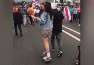 Хулиганство, участие в митингах и оскорбление Президента. Завершено  расследование по делу молодой пары из Гомеля