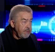 Александр Ефремов: «У Михалкова есть школа, и молодым актёрам читают курс «Работа с непрофессиональным режиссёром»