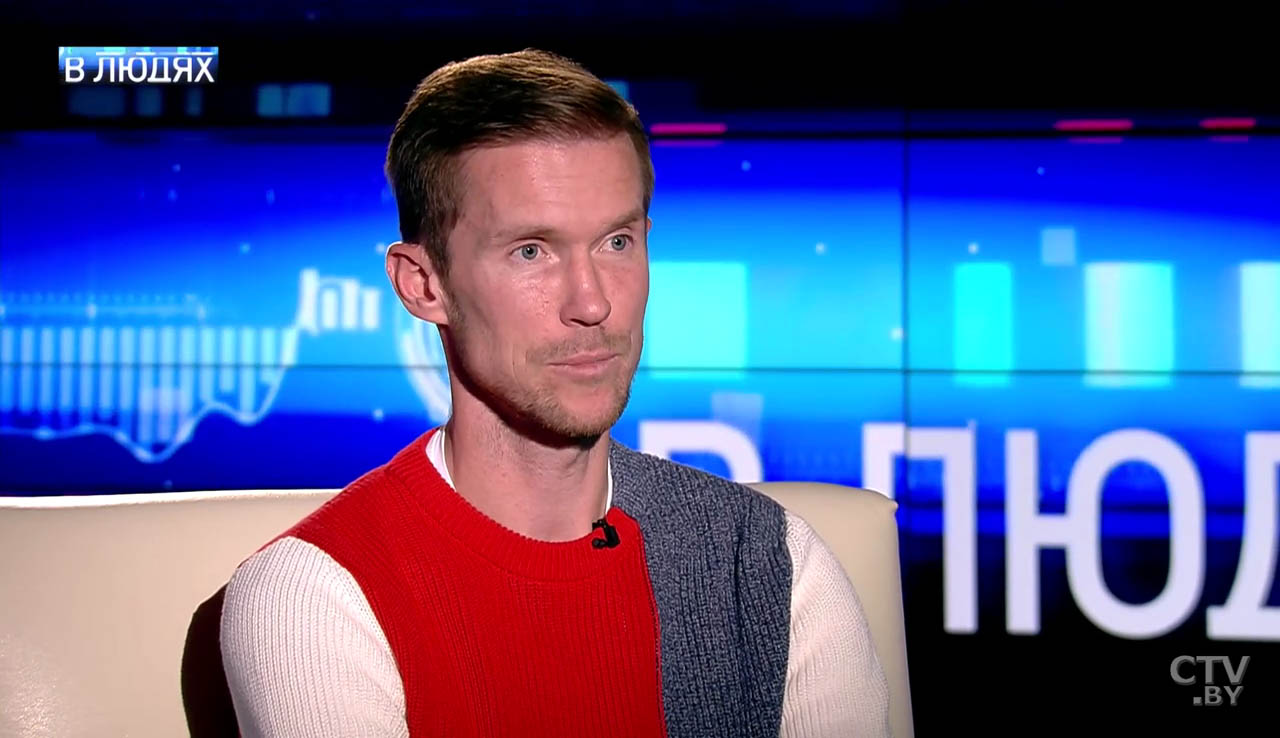 Александр Глеб: «Испанский я не учил. Немного по-детски себя повёл: «Вот специально учить не буду, не хочу!»-1 Александр Глеб: «Испанский я не учил. Немного по-детски себя повёл: «Вот специально учить не буду, не хочу!»-1