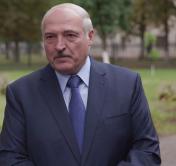 Александр Лукашенко: вы понимаете, кто за нас взялся. «Идите поздравьте его с днём рождения. Дураки! Они с огнём играются»