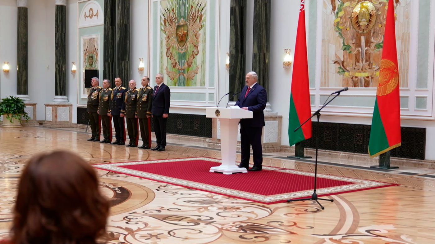 Александр Лукашенко: я распорядился по всей стране провести жесточайшую зачистку!