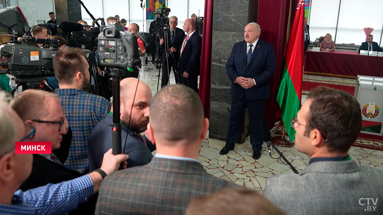 Лукашенко о выборах: мой уход будет равнозначен предательству-10 Лукашенко о выборах: мой уход будет равнозначен предательству-10