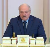 Александр Лукашенко: в ковидном испытании победили национальные интересы