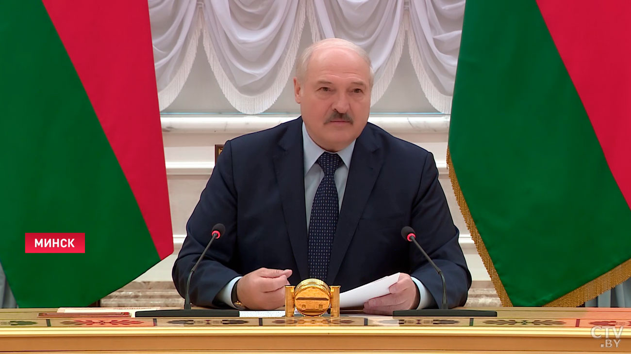 Александр Лукашенко: думают, что это далеко, не у нас. Ошибаетесь. Мы никогда не думали, что в Беларуси такое возможно-7