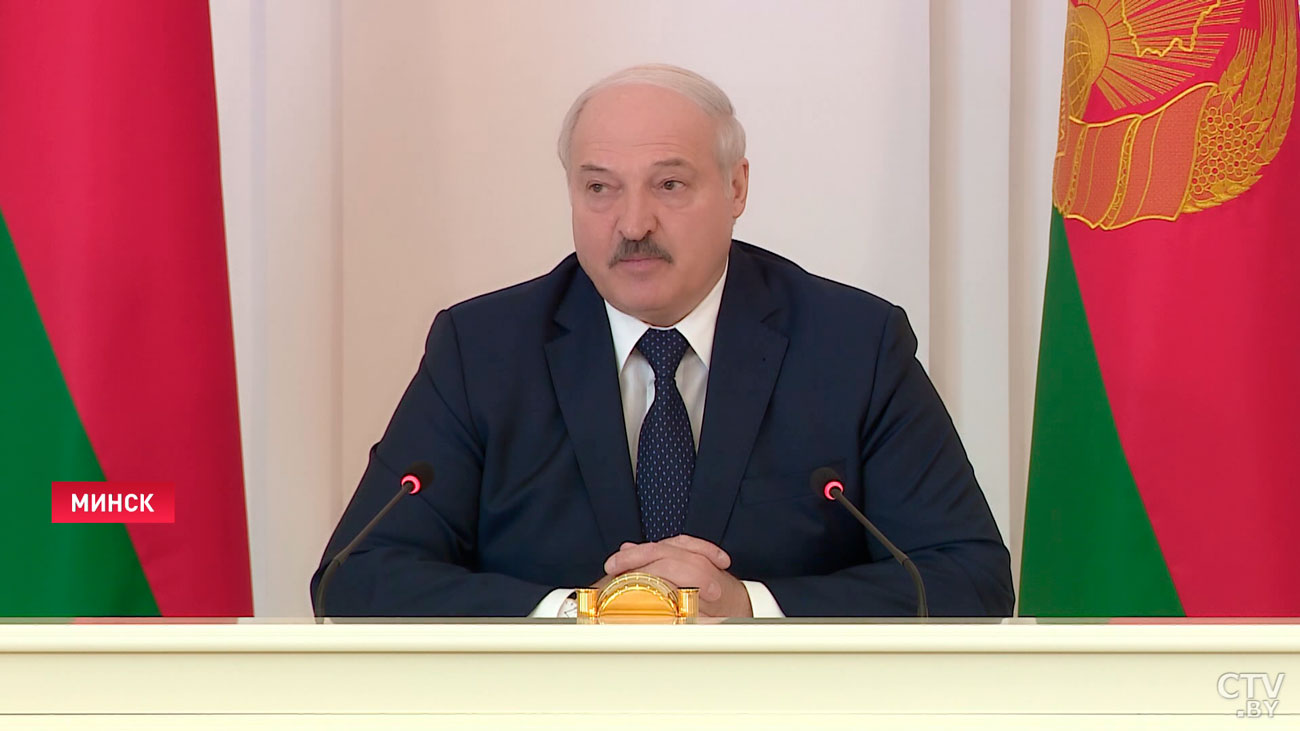 Президент Беларуси: не было никаких обсуждений о переброске на постоянной основе Вооруженных Сил России-1