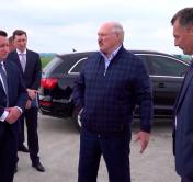 Александр Лукашенко на авиаремонтном заводе в Орше: делить тут нечего, всё это государственное