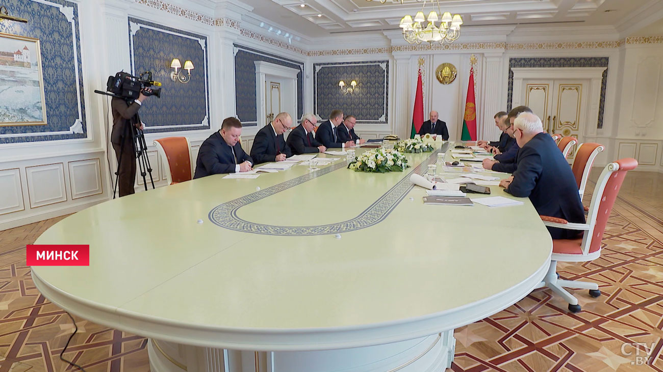 Александр Лукашенко: в числе лучших брендов нашей страны и мотовелозавод, его нельзя потерять-1