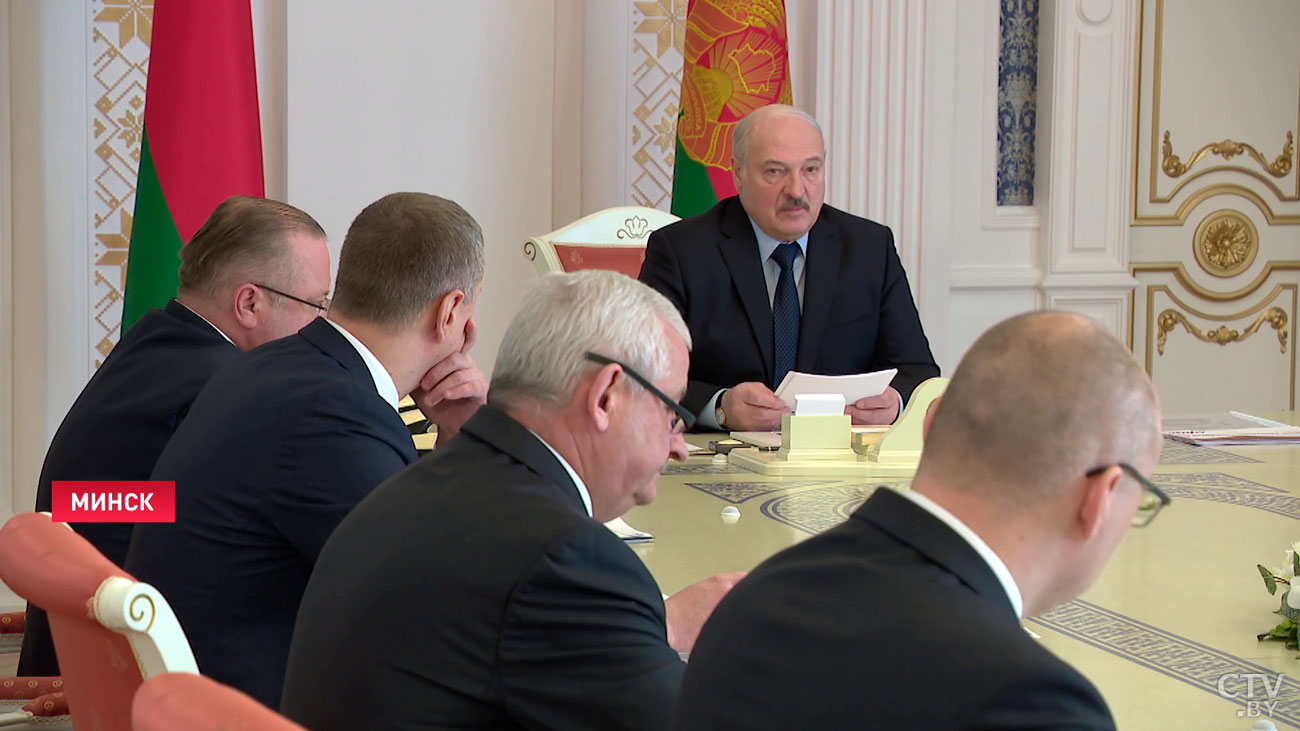 Александр Лукашенко: в числе лучших брендов нашей страны и мотовелозавод, его нельзя потерять-7