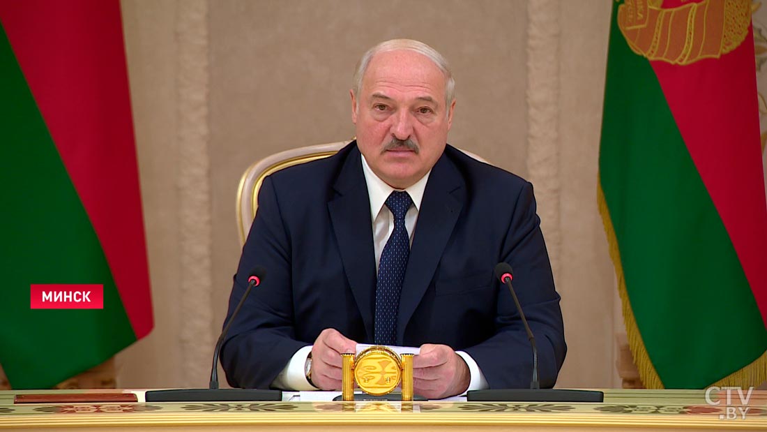 Александр Лукашенко: не кланяться ни на Запад, ни на Восток, завозя продукты-1