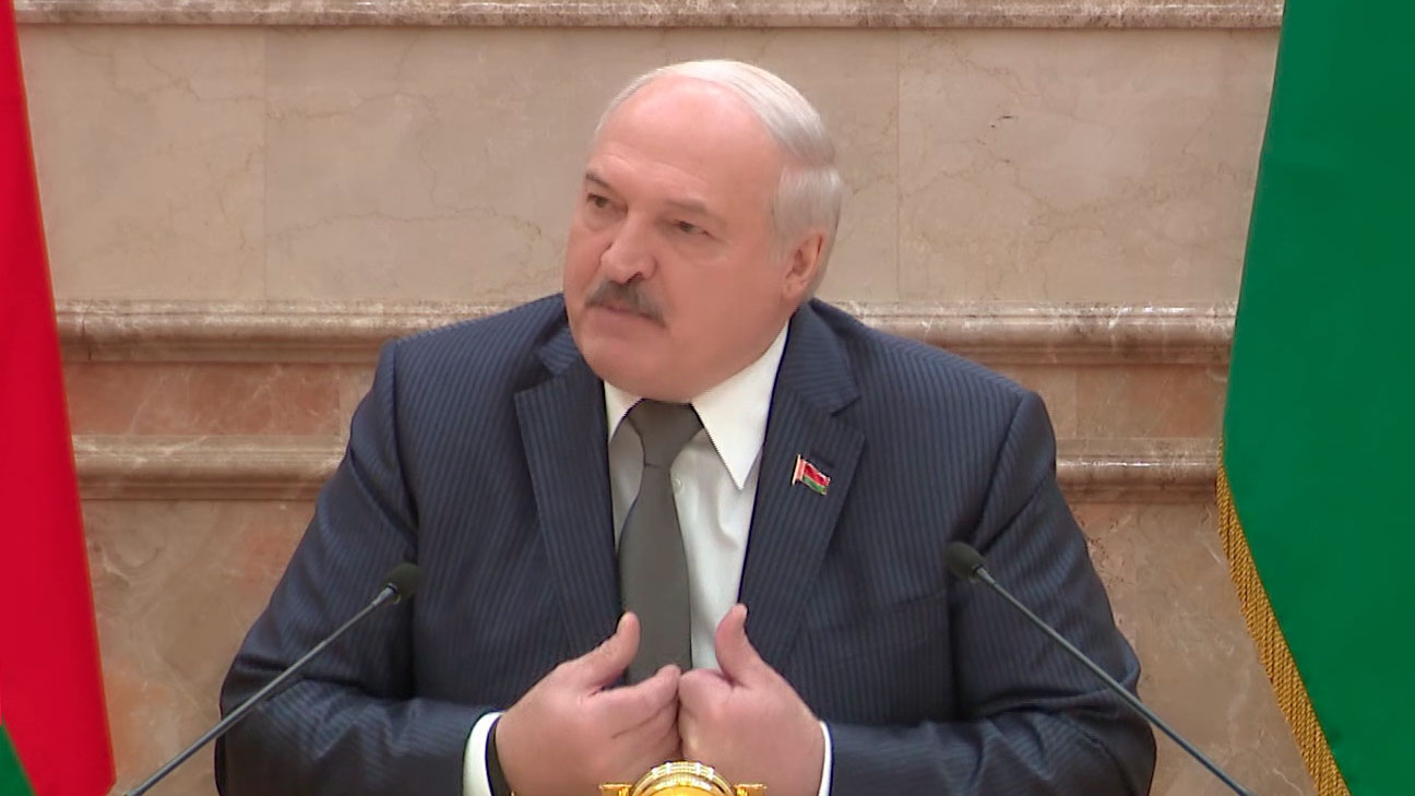 Лукашенко: «Наши ребята-инвалиды перед кем провинились? Тишина. А вы должны гвалтом кричать, во все колокола бить»