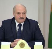 Александр Лукашенко: «К сожалению, вопрос здоровья людей, миллионов жизней, судеб переходит в сугубо коммерческую плоскость»
