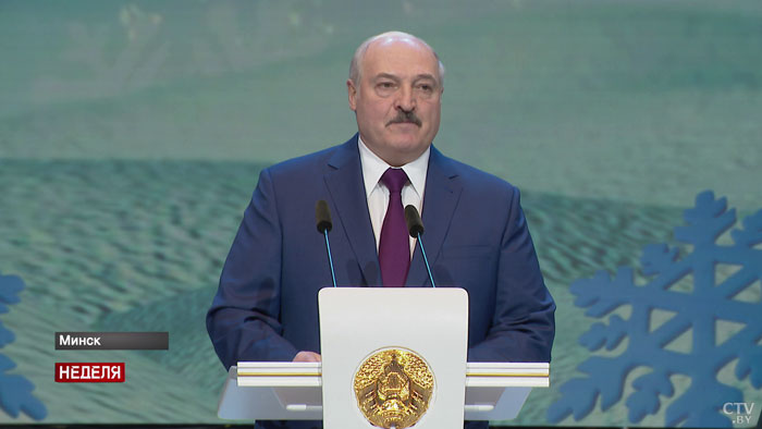 Александр Лукашенко: «Красивое слово «фейк» – это обычная ложь, а постправда – самая примитивная манипуляция сознанием человека»-4