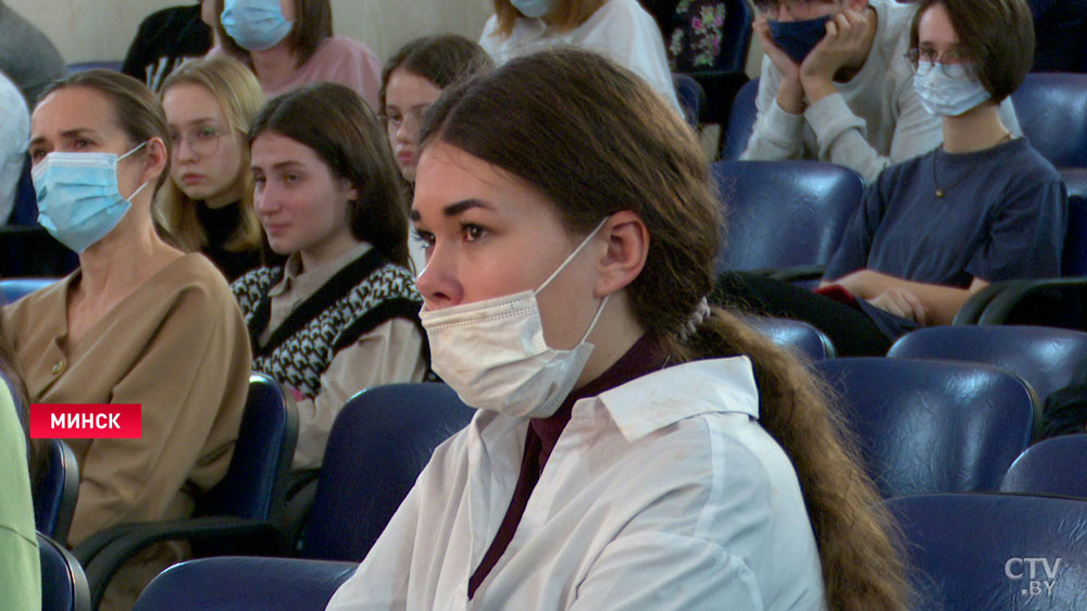 Алексей Талай встретился в Минске со школьниками: «От тебя в будущем будет зависеть всё»-1
