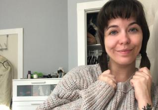 Девушка отправляла сообщения умершему отцу. Однажды она получила ответ