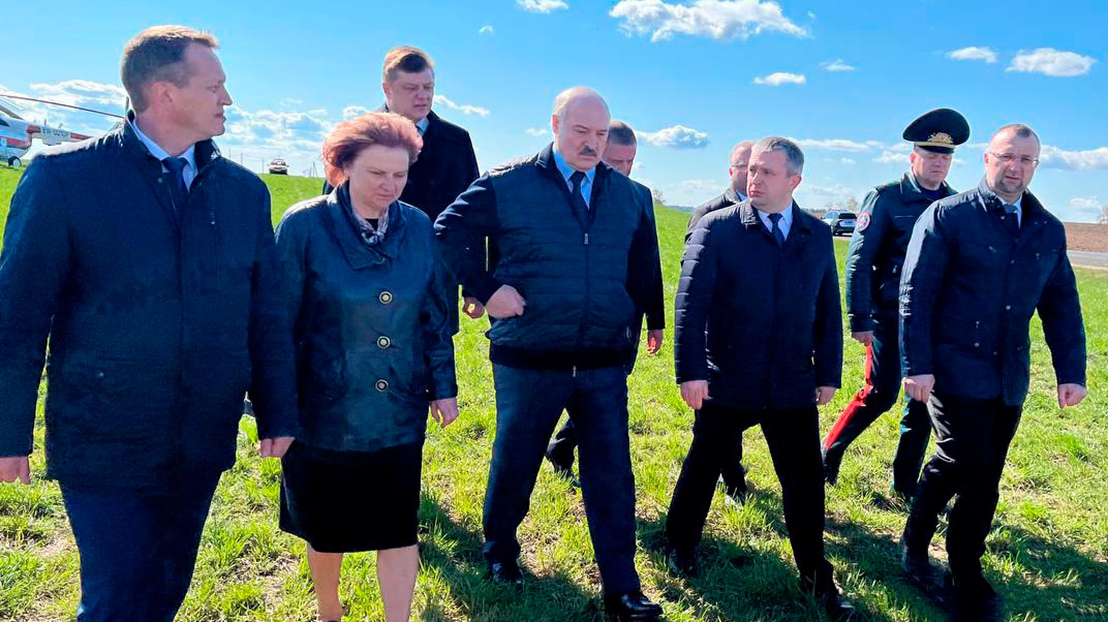 Александр Лукашенко направился в Чечерский район. Что посетит Президент?