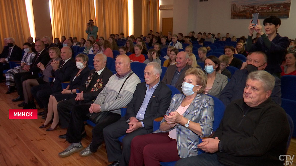 Антонина Кошель на встрече с молодёжью: «Они учатся у нас, как стать олимпийским чемпионом, как быть сильным, как гордиться родиной» -10