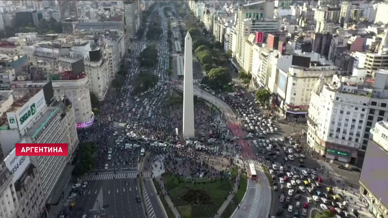 Аргентинцы устроили митинги против карантинных мер-1