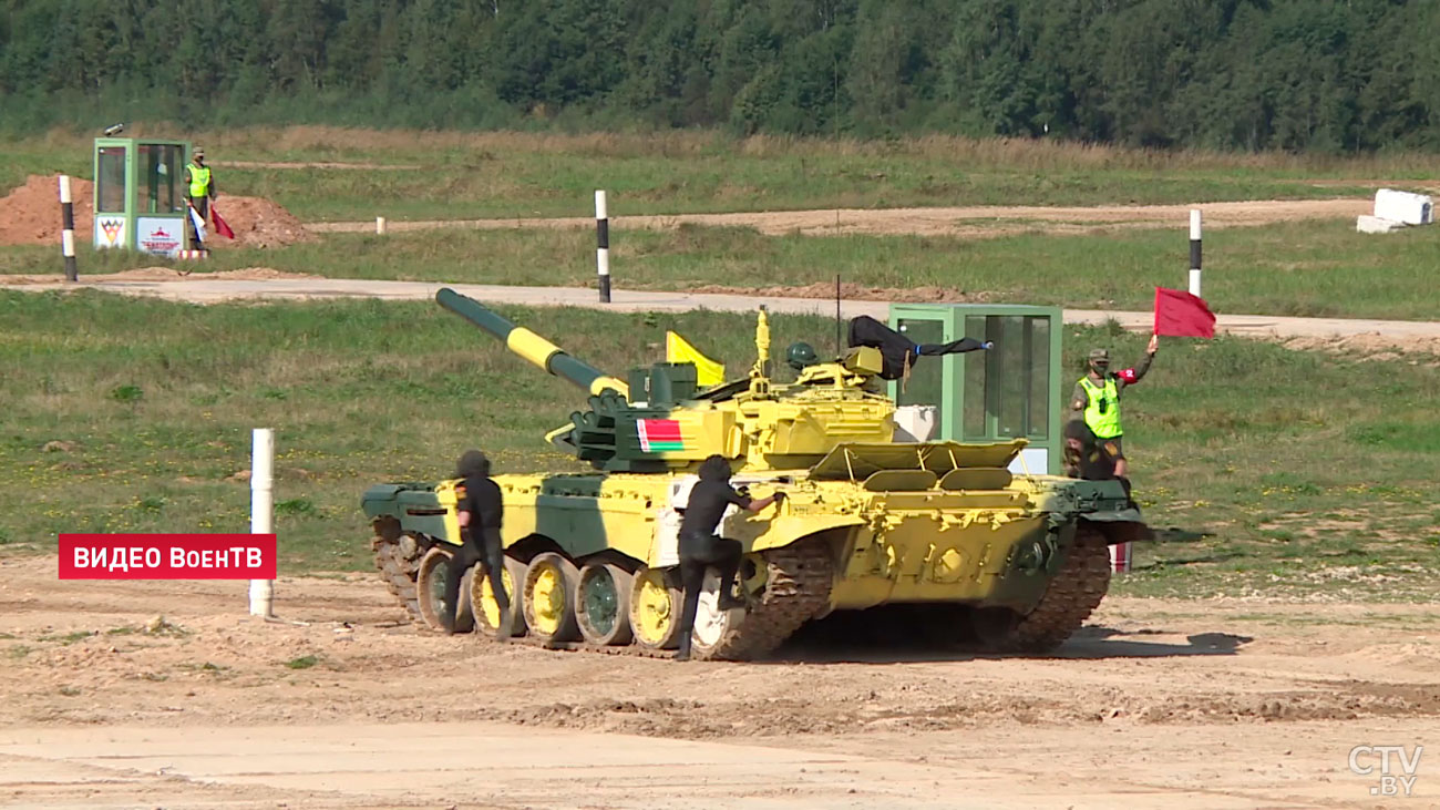 АрМИ-2021. Белорусская команда стала третьей в первом заезде «Танкового биатлона»-1