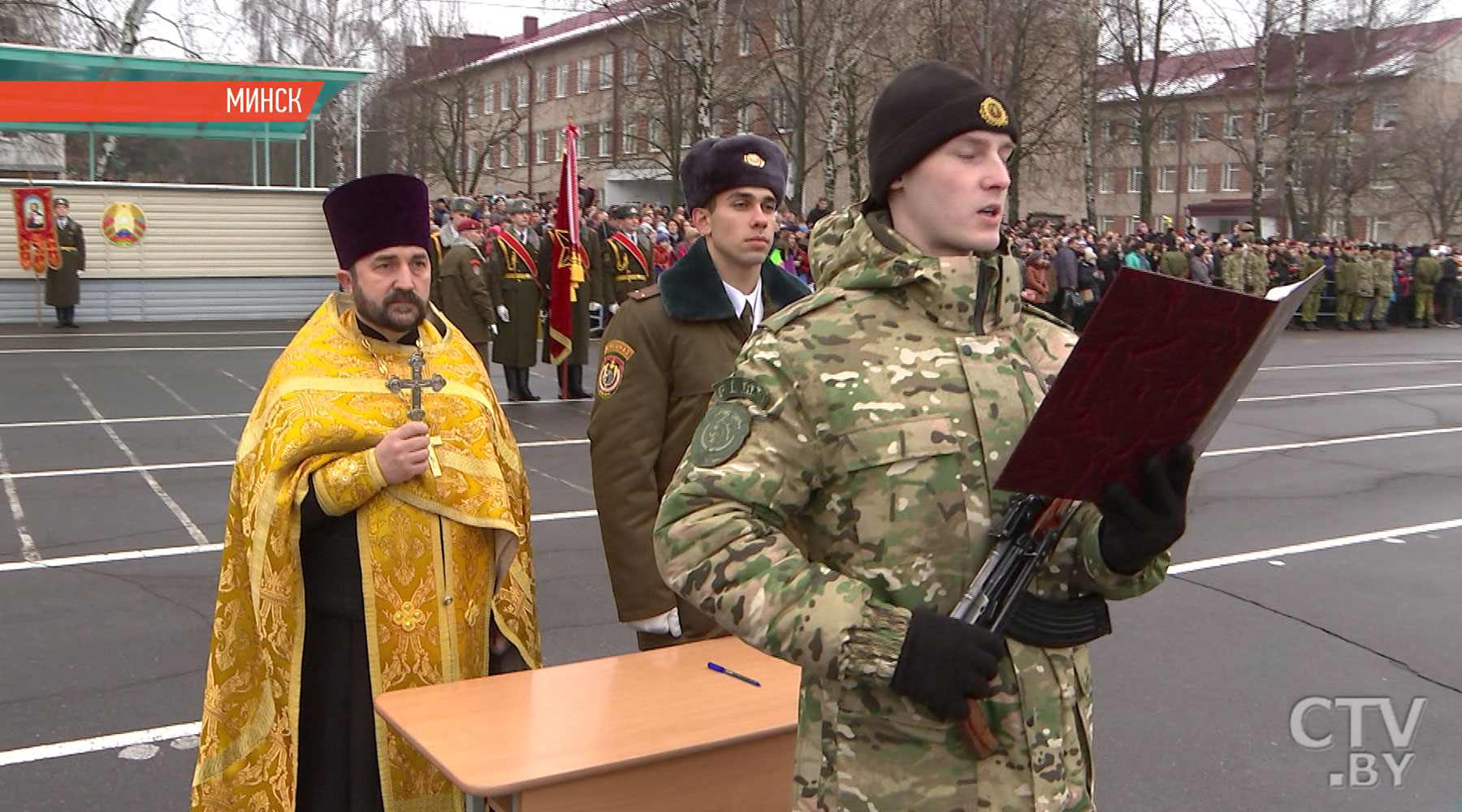  В Гродно прошёл военный парад, посвященный 100-летию Вооружённых Сил Беларуси -13